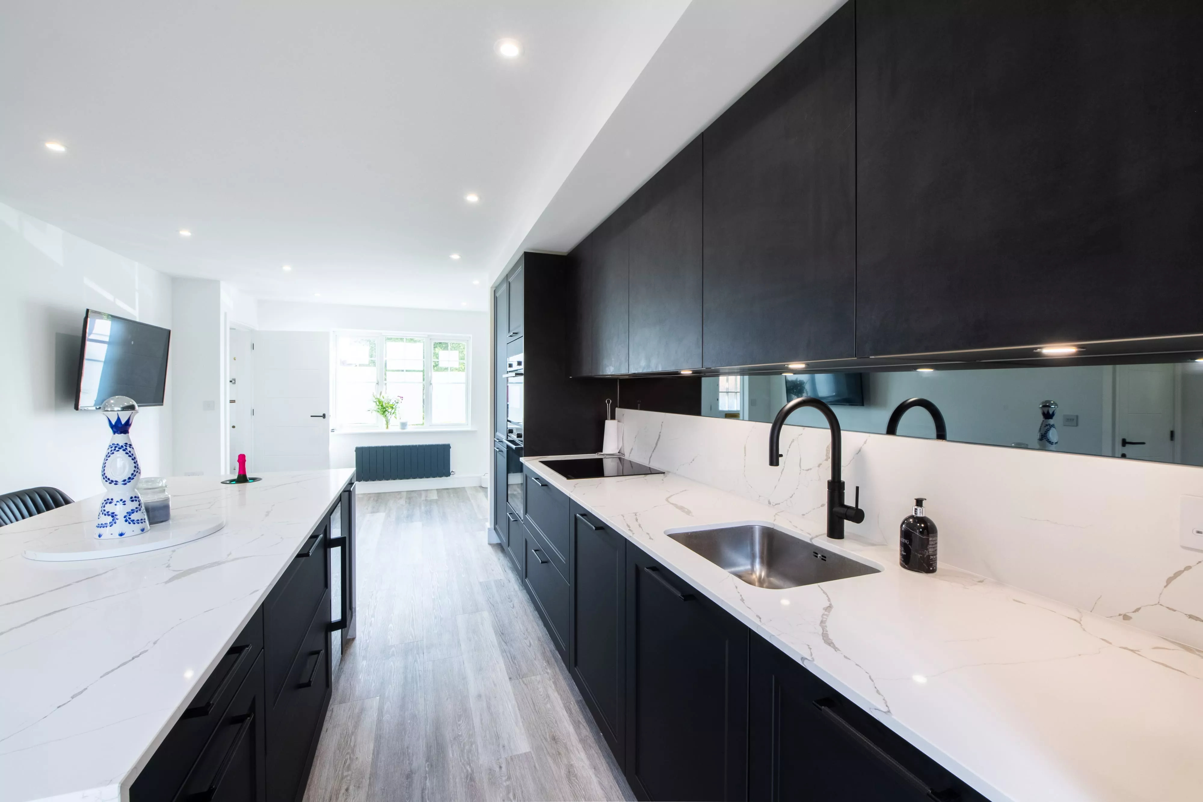 GERMAN KITCHEN WITH SHAKER DOORS