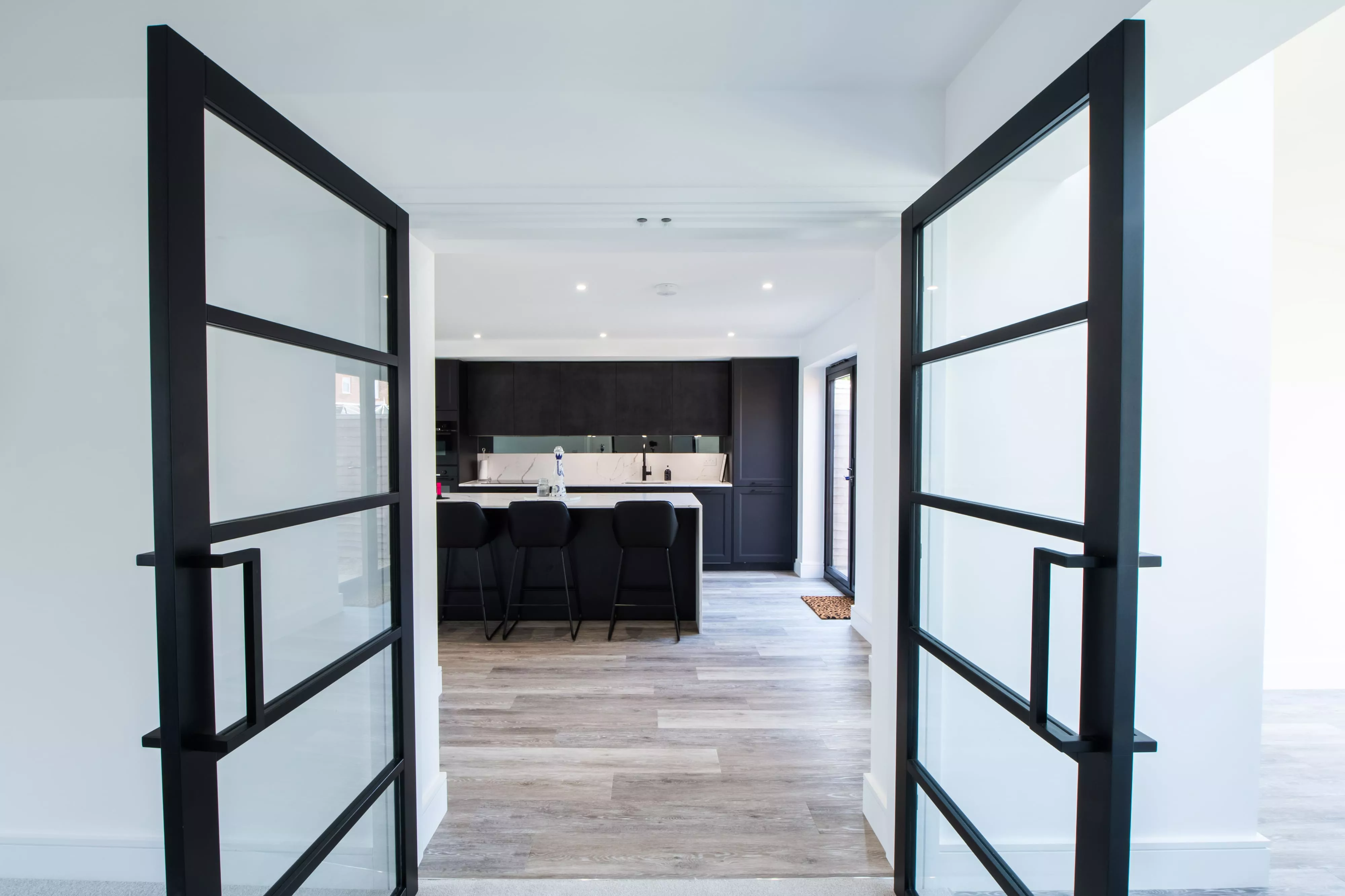 GERMAN KITCHEN WITH SHAKER DOORS