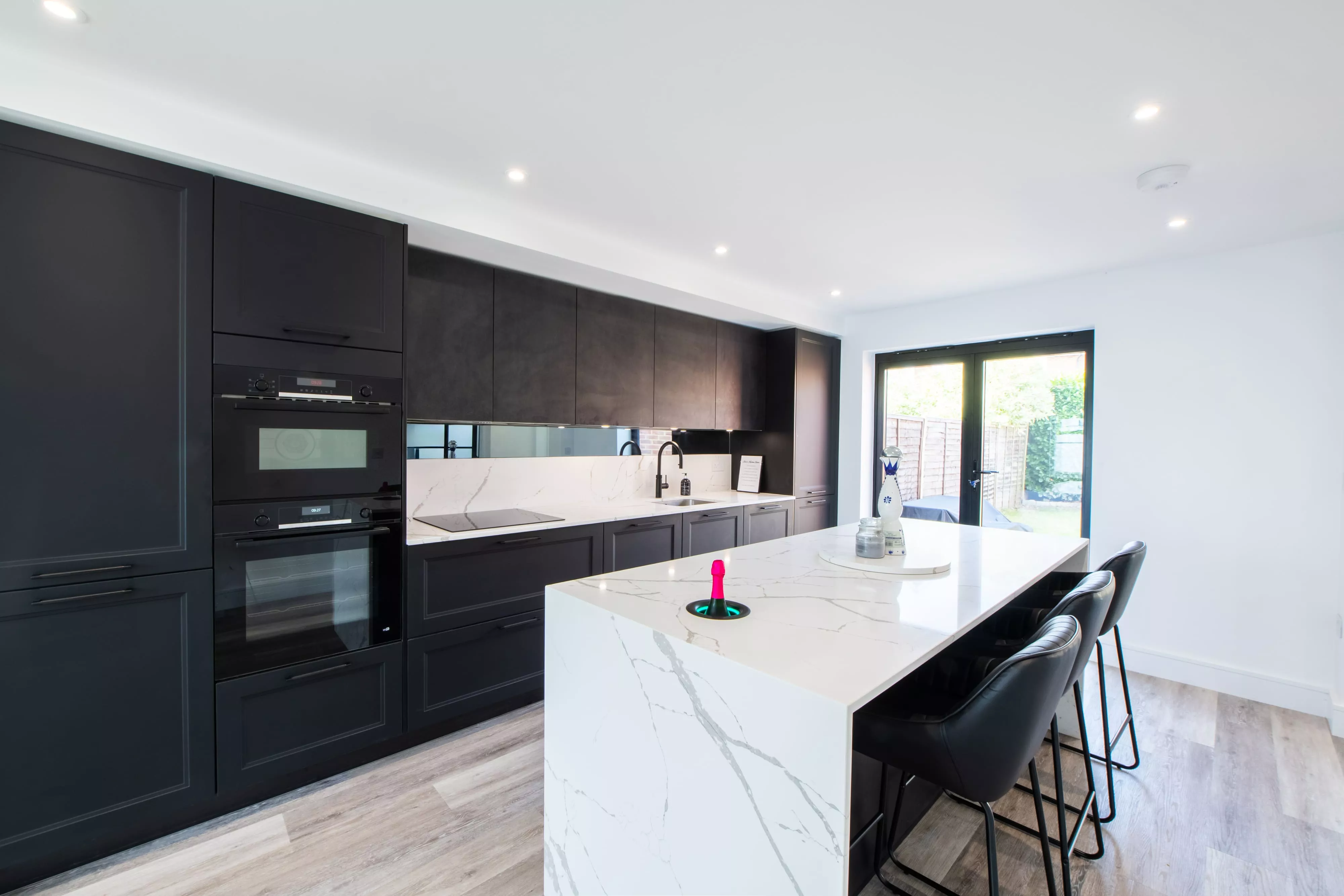 GERMAN KITCHEN WITH SHAKER DOORS